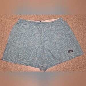 Womens Patagonia Baggies Size Large